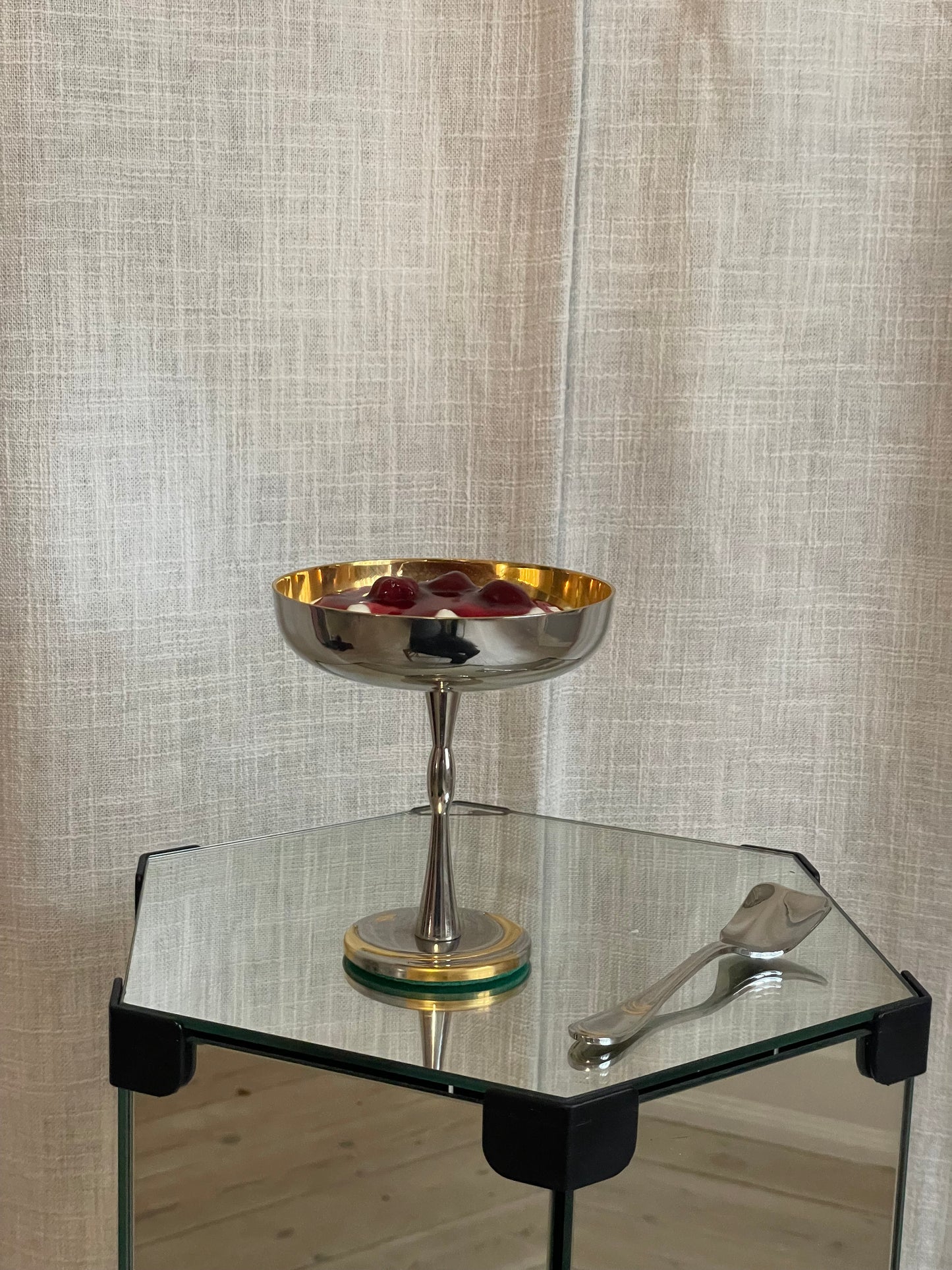 Champagne coupes (6 pieces)