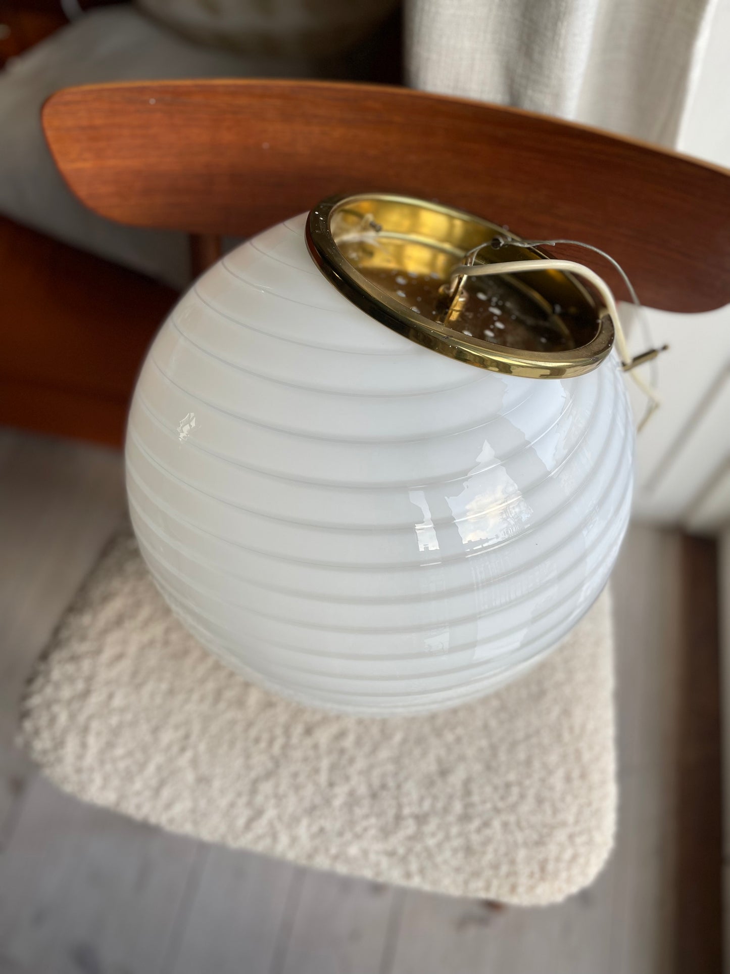 White swirl vintage Vetri Murano pendant light 35cm