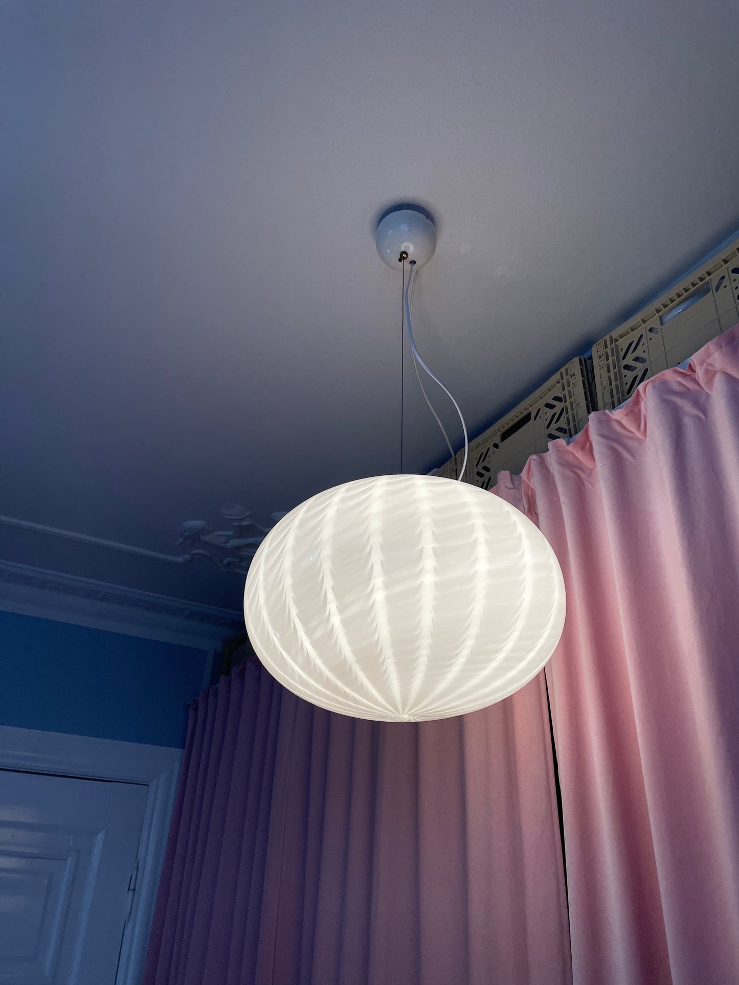 White peacock vintage Murano pendant light 40cm