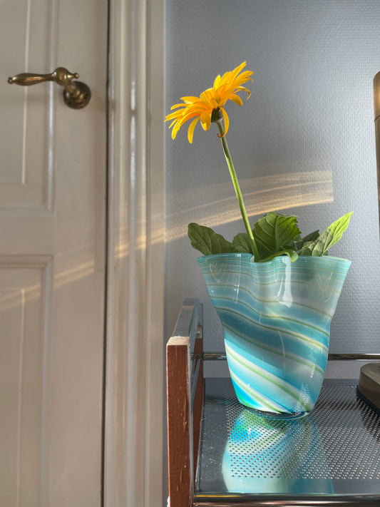 Bolchevase blue swirl