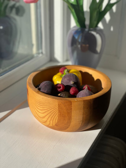 Træskål i fyrretræ