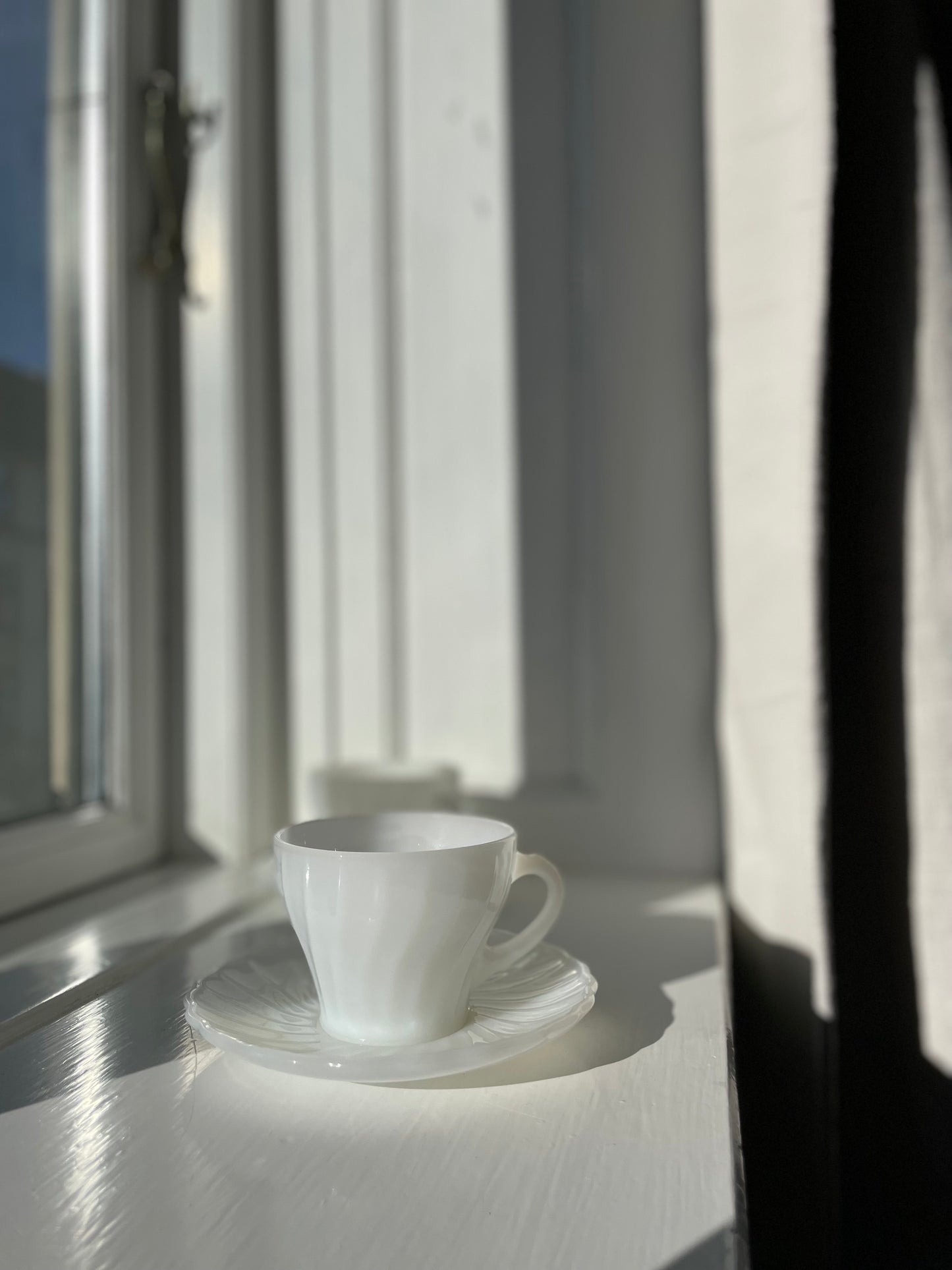 Anchor Hocking tea cups in white opal glass