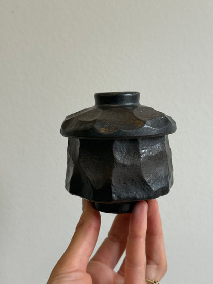 Japansk lågkrukke eller kop