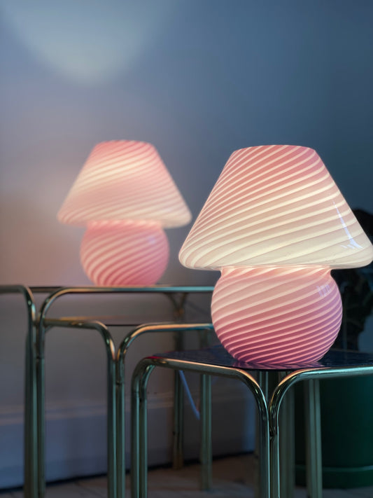 Pink vintage Vetri Murano mushroom table lamp