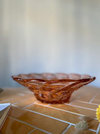 Koralfarvet glasskål