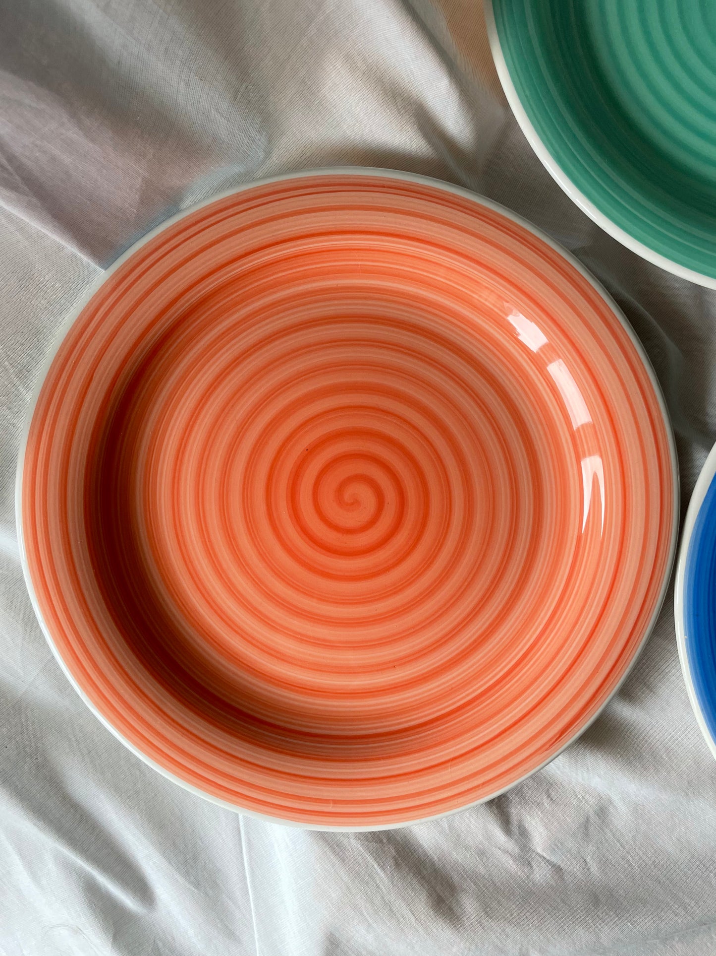 Swirl middagstallerken rød